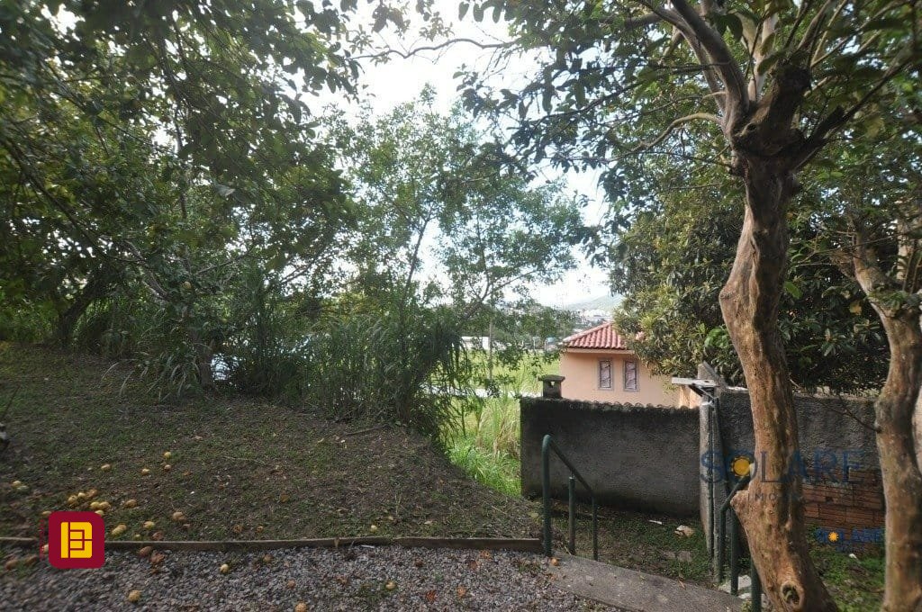 Terreno com 1391m², no bairro Pantanal em Florianópolis