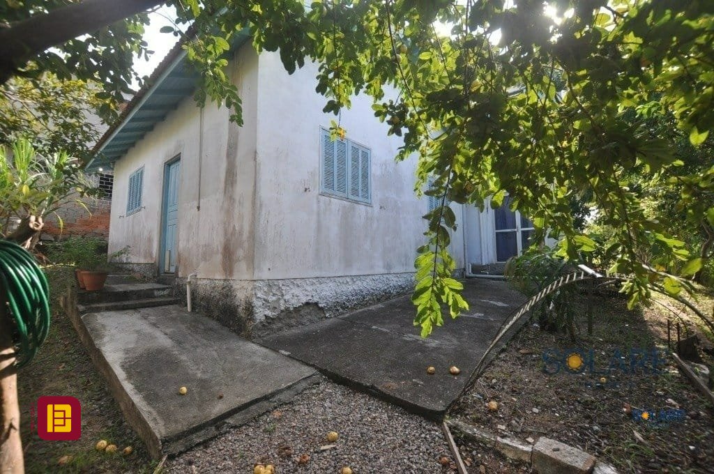Terreno com 1391m², no bairro Pantanal em Florianópolis