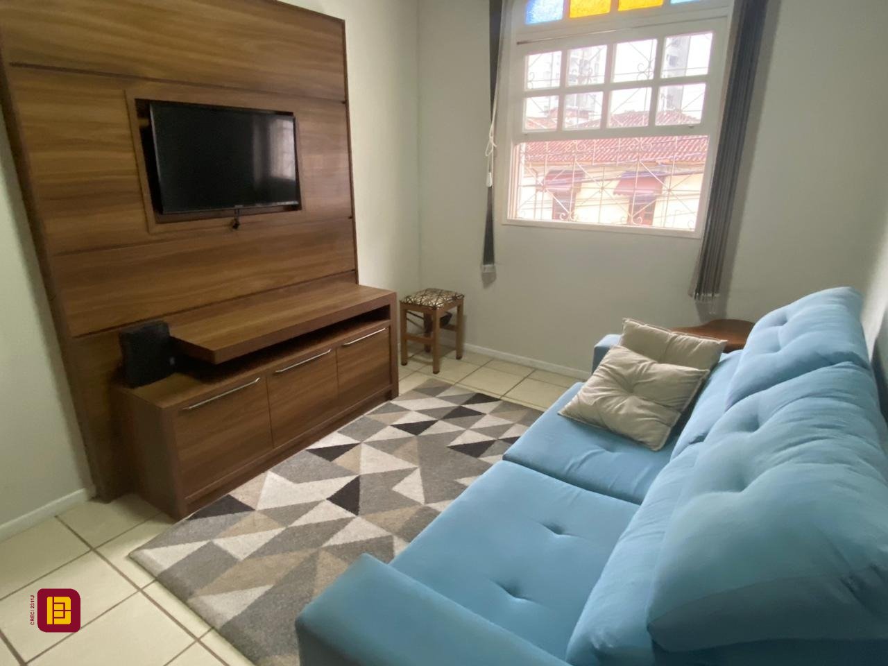 Casa com 191m², 5 quartos (sendo 1 suíte), 2 garagens, no bairro Centro em Florianópolis