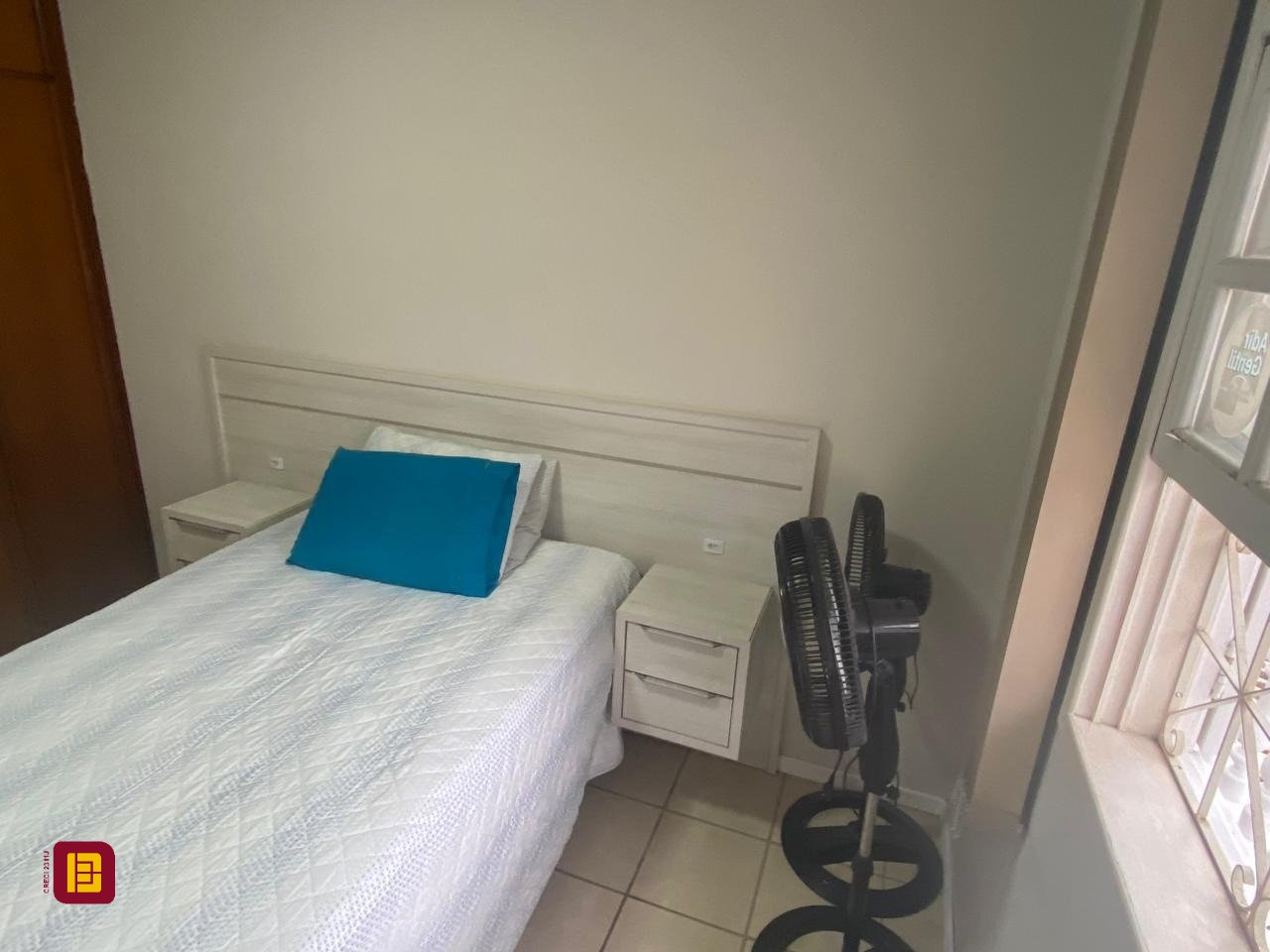 Casa com 191m², 5 quartos (sendo 1 suíte), 2 garagens, no bairro Centro em Florianópolis