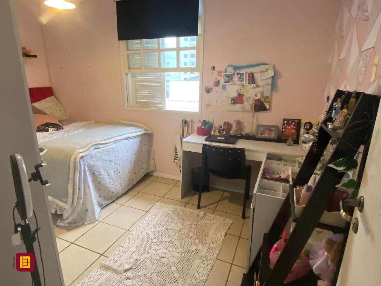 Casa com 191m², 5 quartos (sendo 1 suíte), 2 garagens, no bairro Centro em Florianópolis