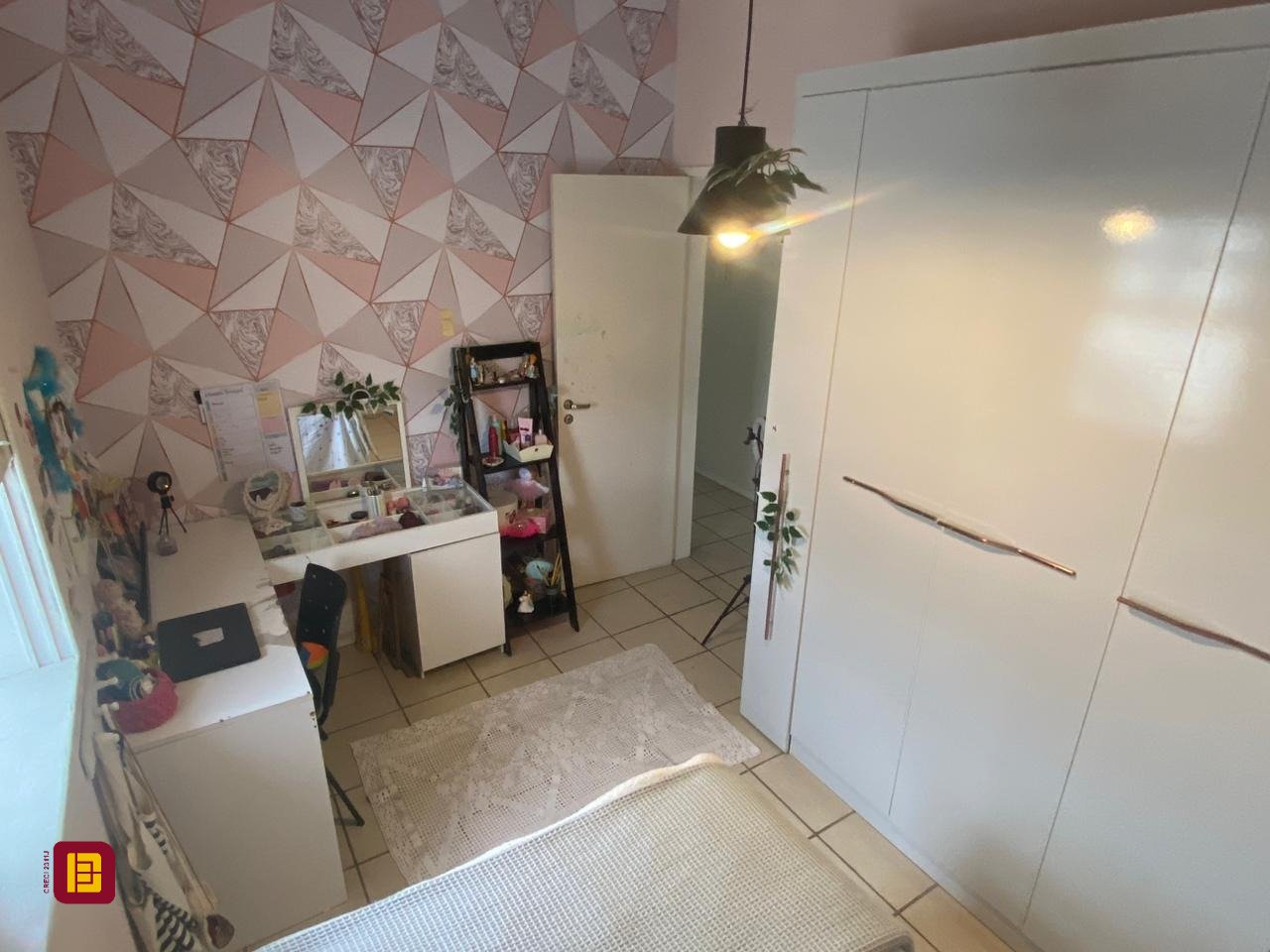 Casa com 191m², 5 quartos (sendo 1 suíte), 2 garagens, no bairro Centro em Florianópolis