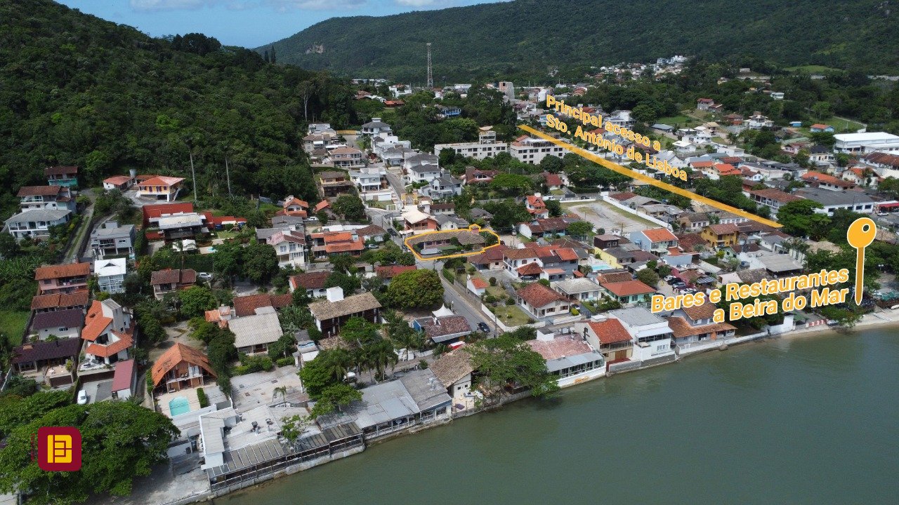 Casa com 250m², 5 quartos (sendo 1 suíte), no bairro Santo Antônio de Lisboa em Florianópolis