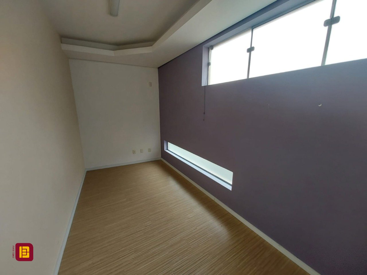 Prédio com 81m², 2 garagens, no bairro Pantanal em Florianópolis
