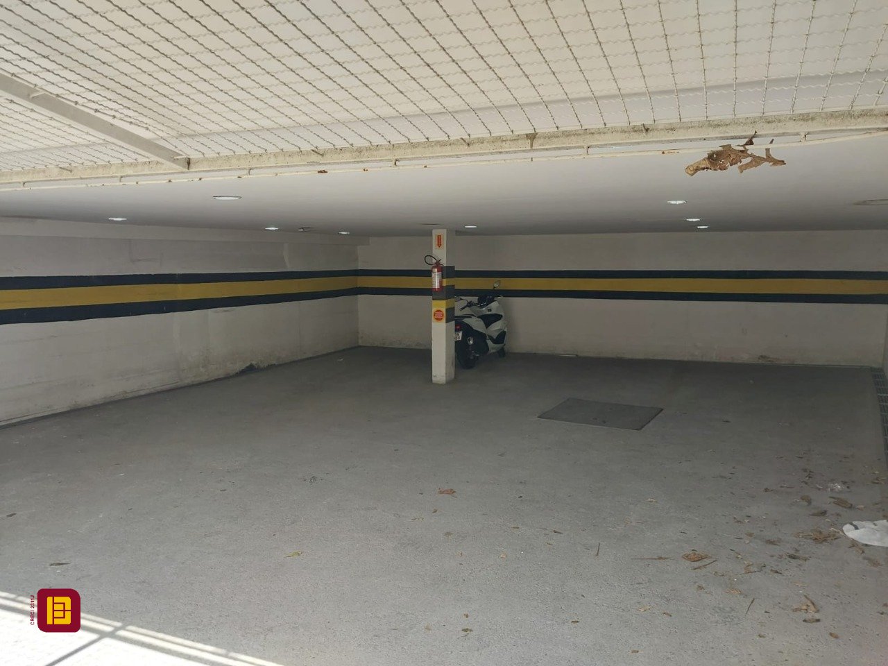 Prédio com 81m², 2 garagens, no bairro Pantanal em Florianópolis