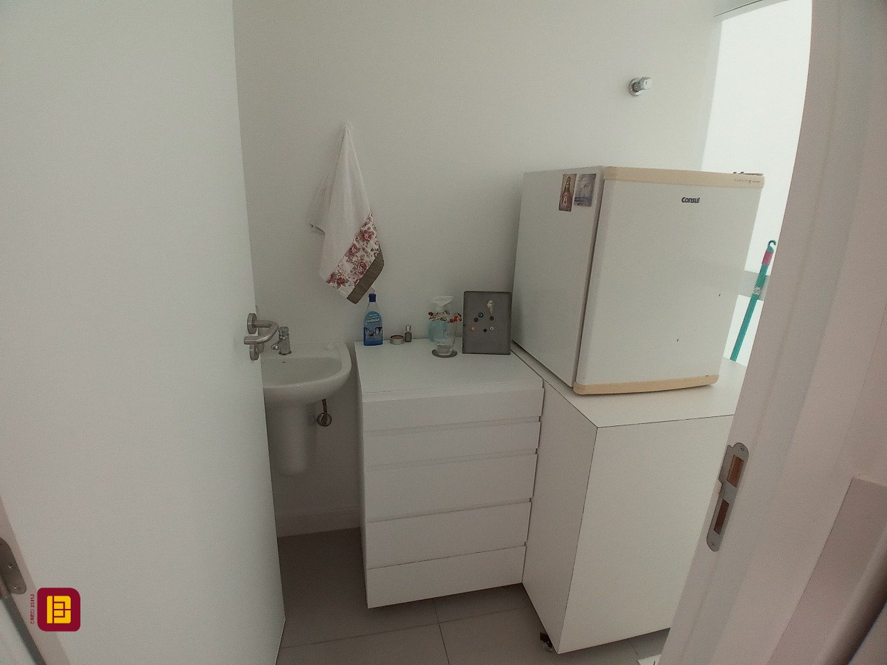 Sala com 52m², 1 garagem, no bairro Agronômica em Florianópolis