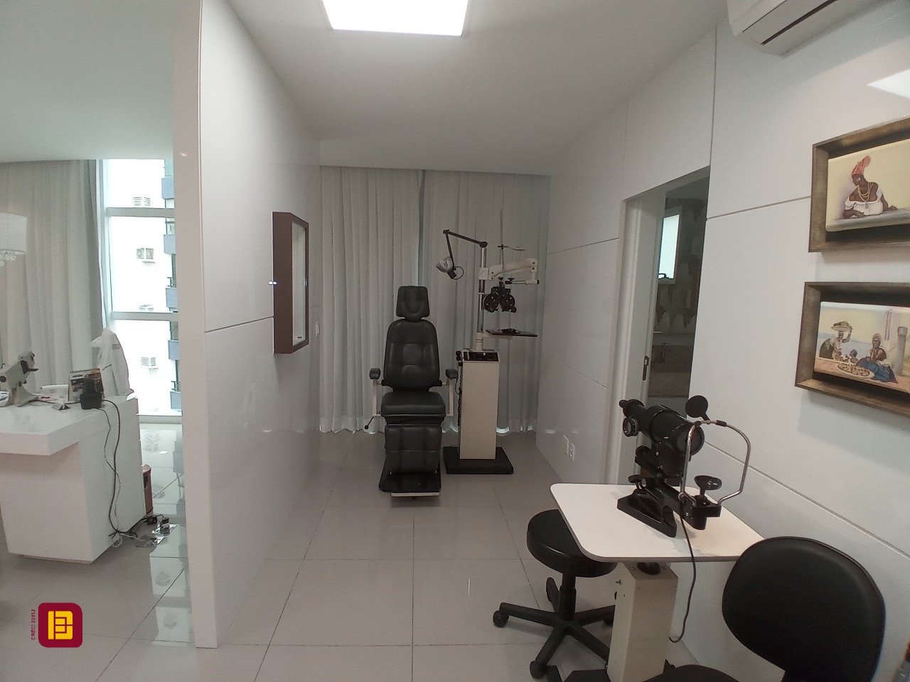 Sala com 52m², 1 garagem, no bairro Agronômica em Florianópolis