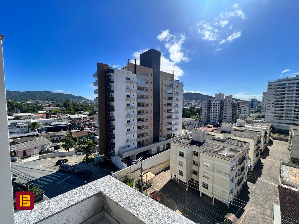 Cobertura com 115m², 2 quartos (sendo 2 suítes), 1 garagem, no bairro Itacorubi em Florianópolis