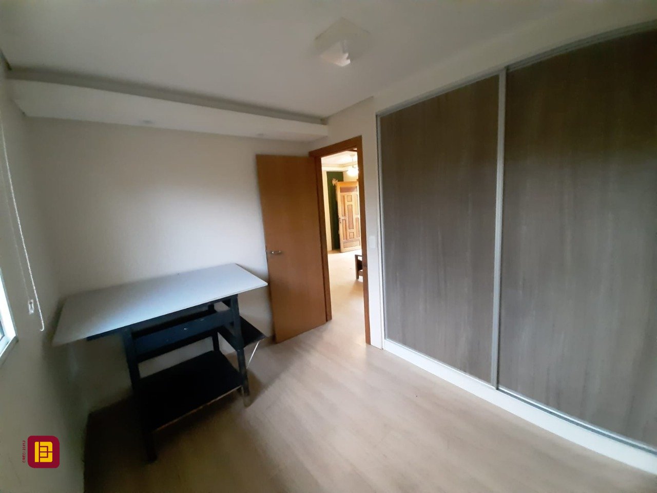Casa com 325m², 3 garagens, no bairro Morro das Pedras em Florianópolis