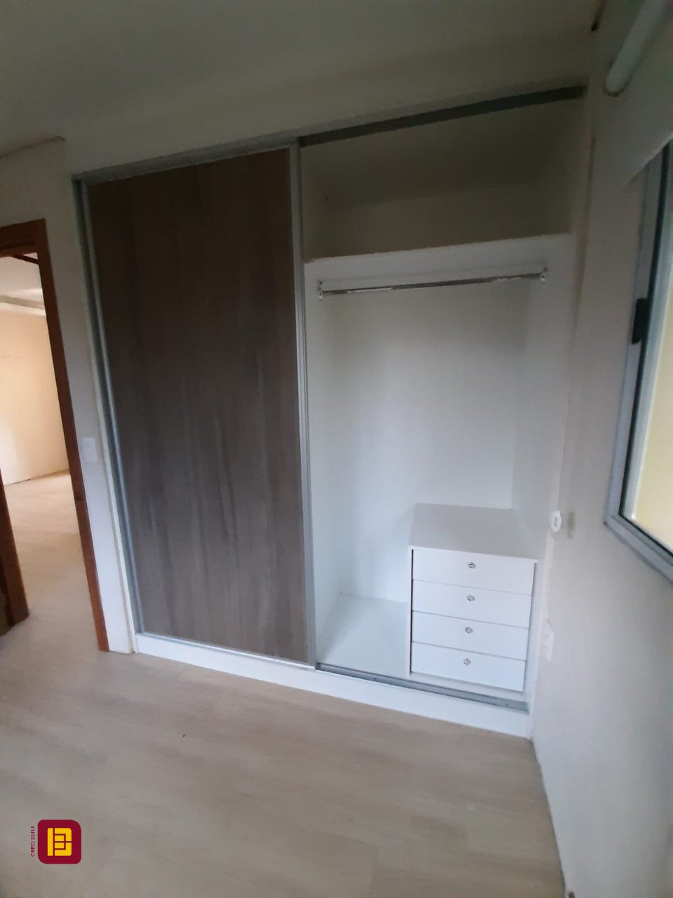 Casa com 325m², 3 garagens, no bairro Morro das Pedras em Florianópolis