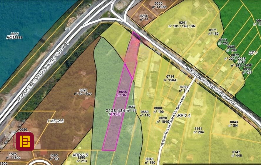 Terreno com 14520m², no bairro Ratones em Florianópolis