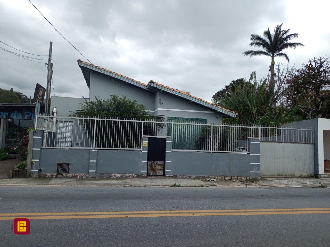 Casa com 94m², no bairro Centro em São José