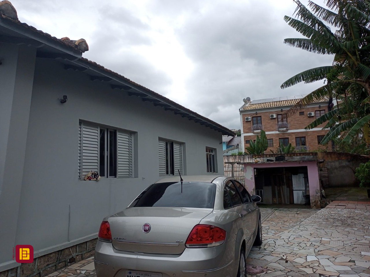 Casa com 94m², no bairro Centro em São José