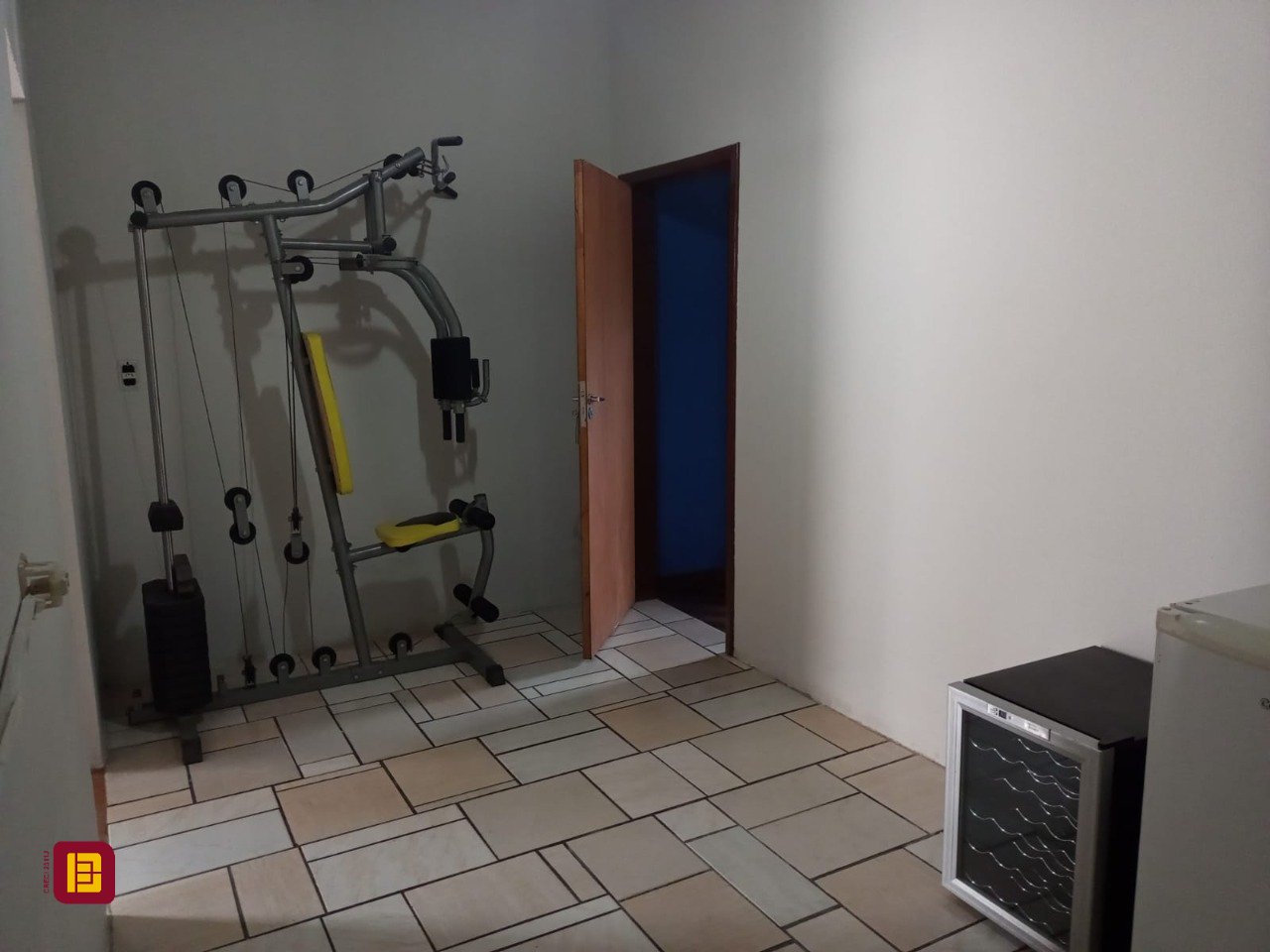 Casa com 94m², no bairro Centro em São José