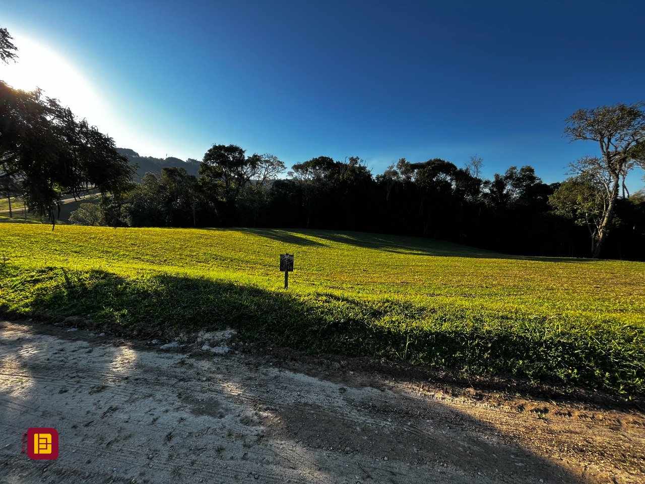 Terreno com 1000m², no bairro Invernadinha em Rancho Queimado
