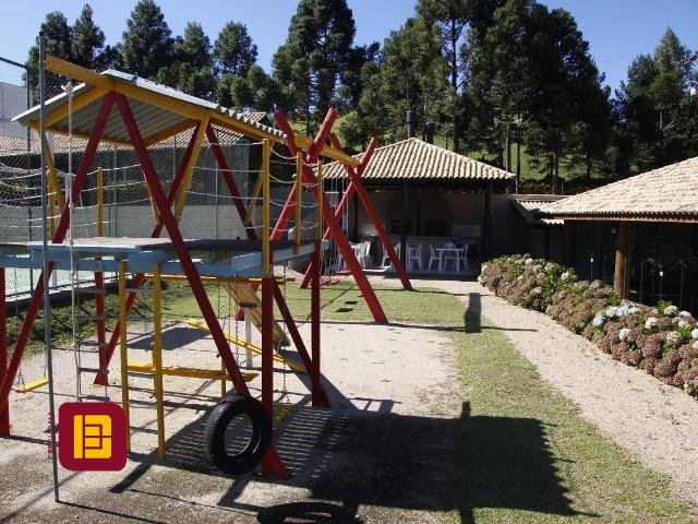 Terreno com 1000m², no bairro Invernadinha em Rancho Queimado
