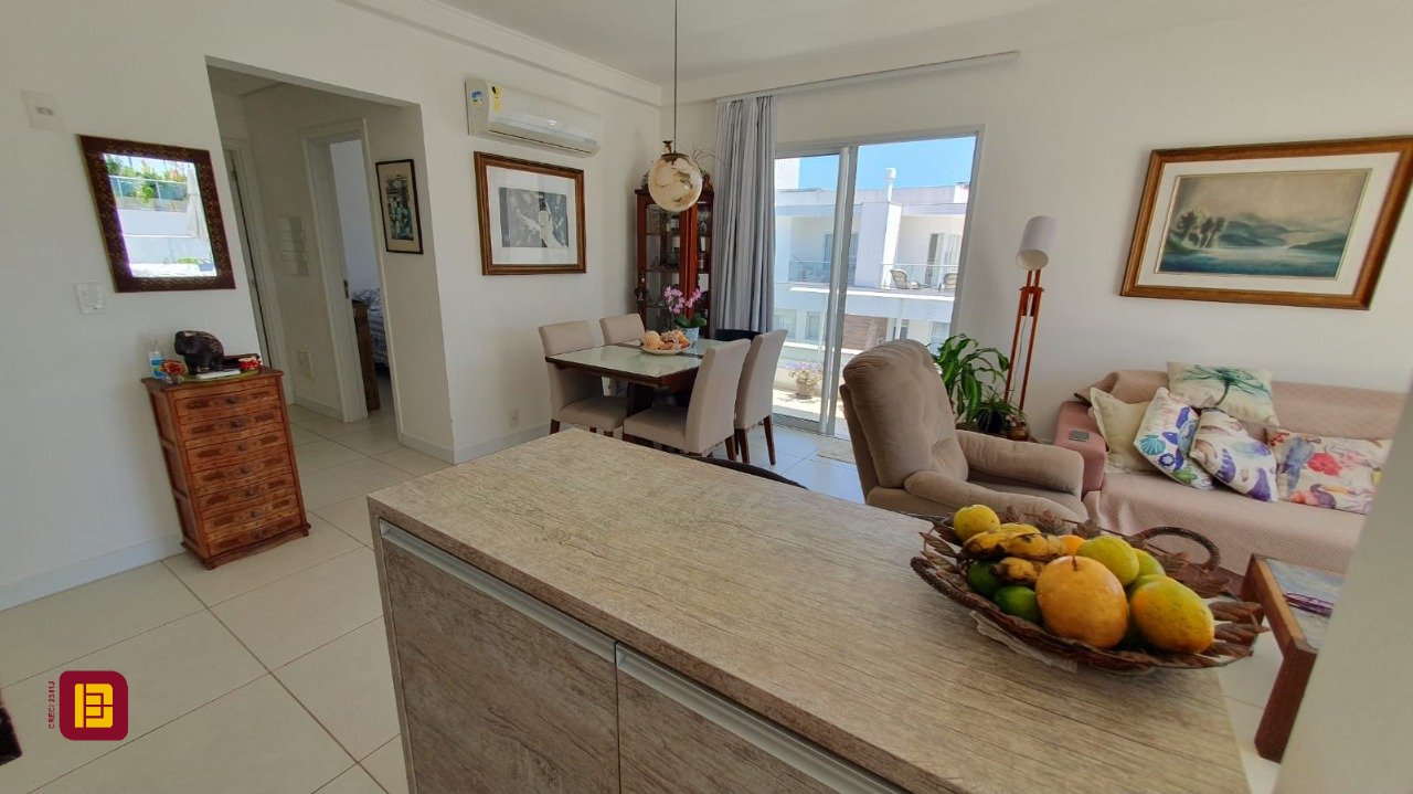Apartamento com 161m², 3 quartos (sendo 1 suíte), 2 garagens, no bairro Campeche em Florianópolis