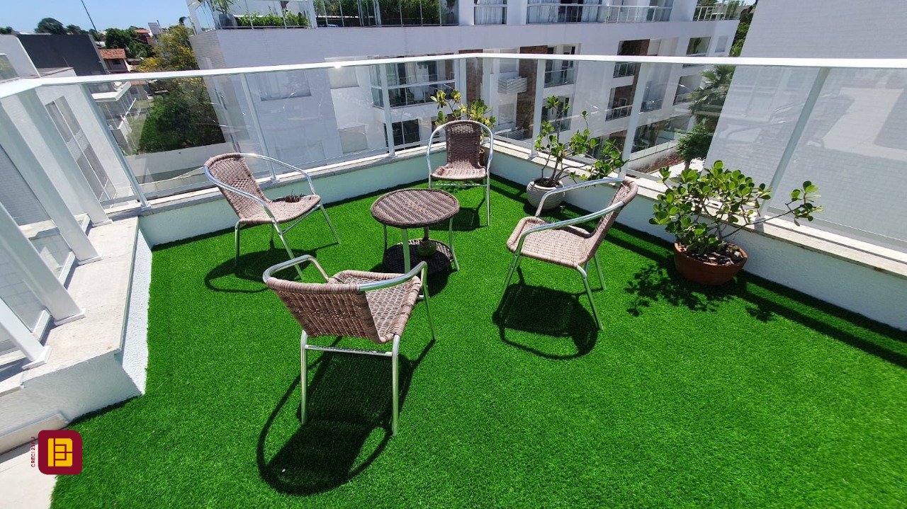 Apartamento com 161m², 3 quartos (sendo 1 suíte), 2 garagens, no bairro Campeche em Florianópolis