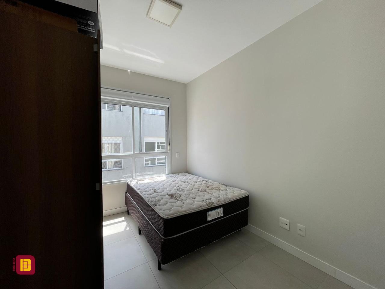 Apartamento com 114m², 4 quartos (sendo 1 suíte), 2 garagens, no bairro Campeche em Florianópolis