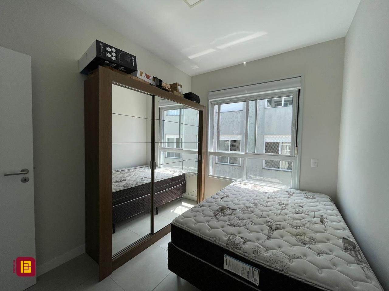 Apartamento com 114m², 4 quartos (sendo 1 suíte), 2 garagens, no bairro Campeche em Florianópolis