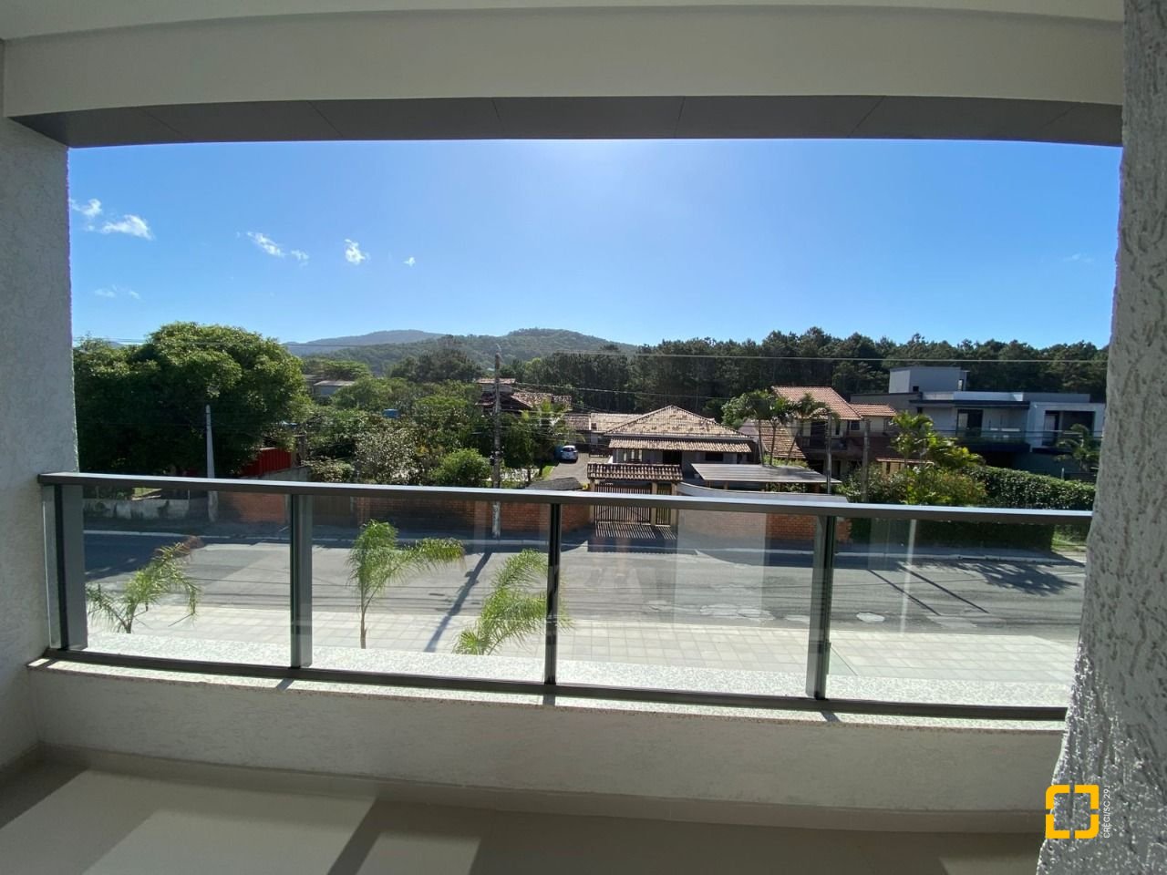 Apartamento com 116m², 6 quartos (sendo 3 suítes), 2 garagens, no bairro Morro das Pedras em Florianópolis