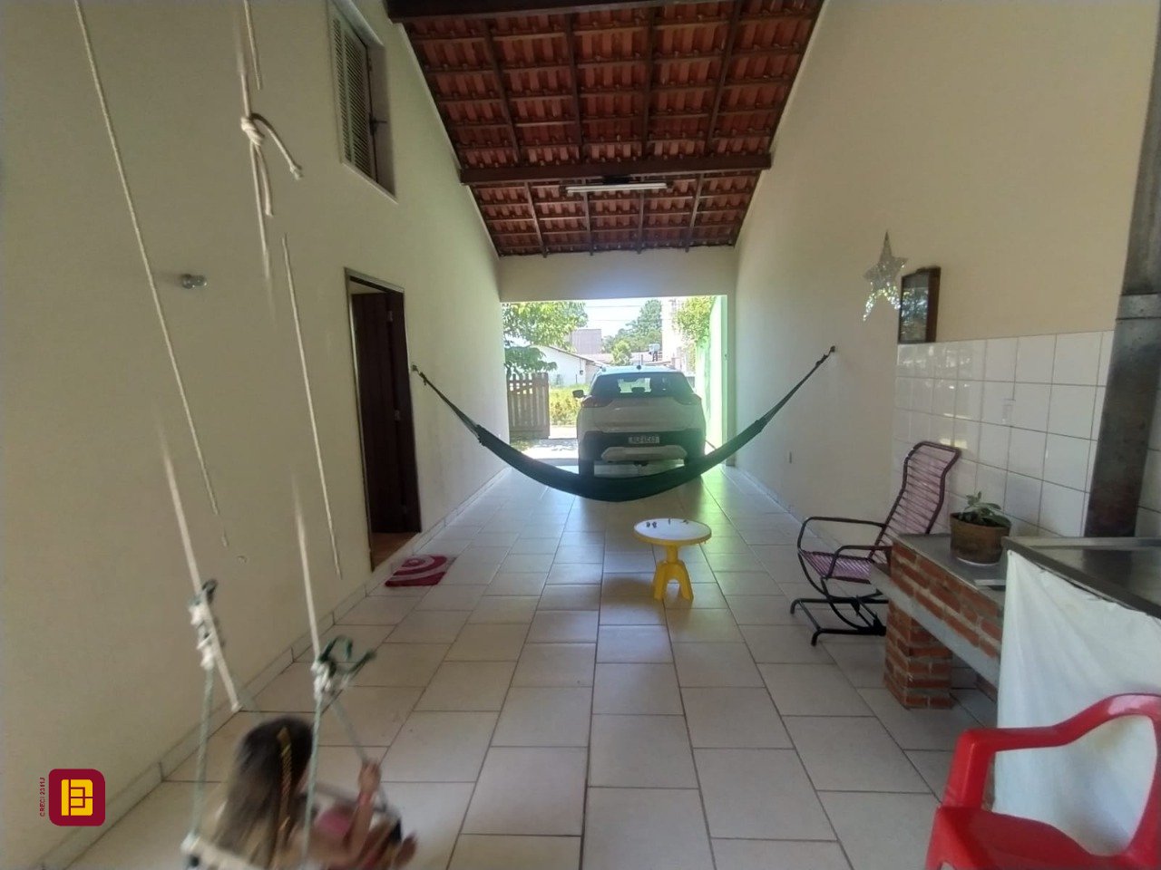 Casa com 117m², 3 quartos, 3 garagens, no bairro Campeche em Florianópolis