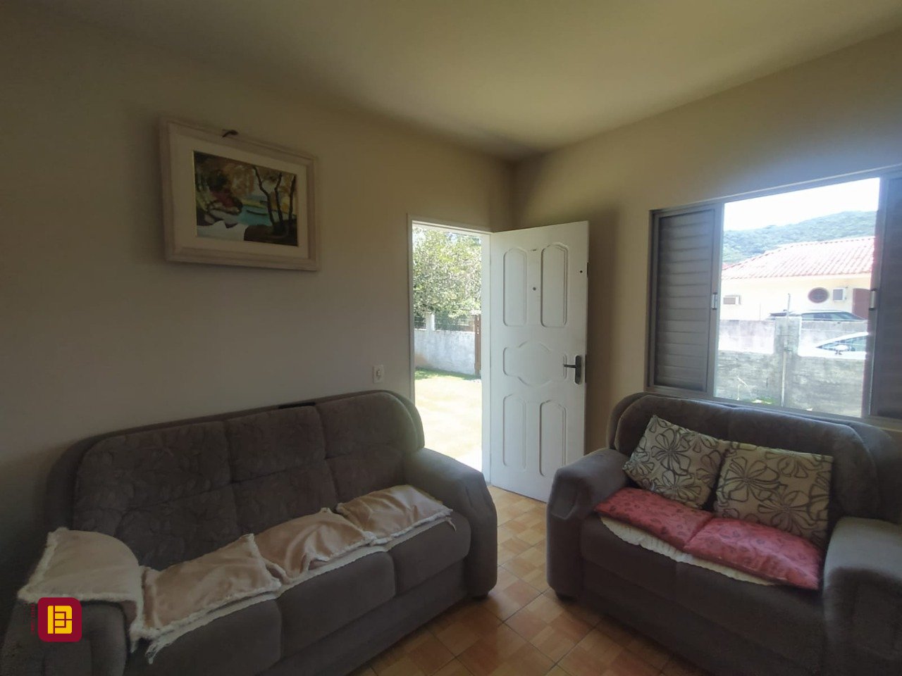 Casa com 117m², 3 quartos, 3 garagens, no bairro Campeche em Florianópolis