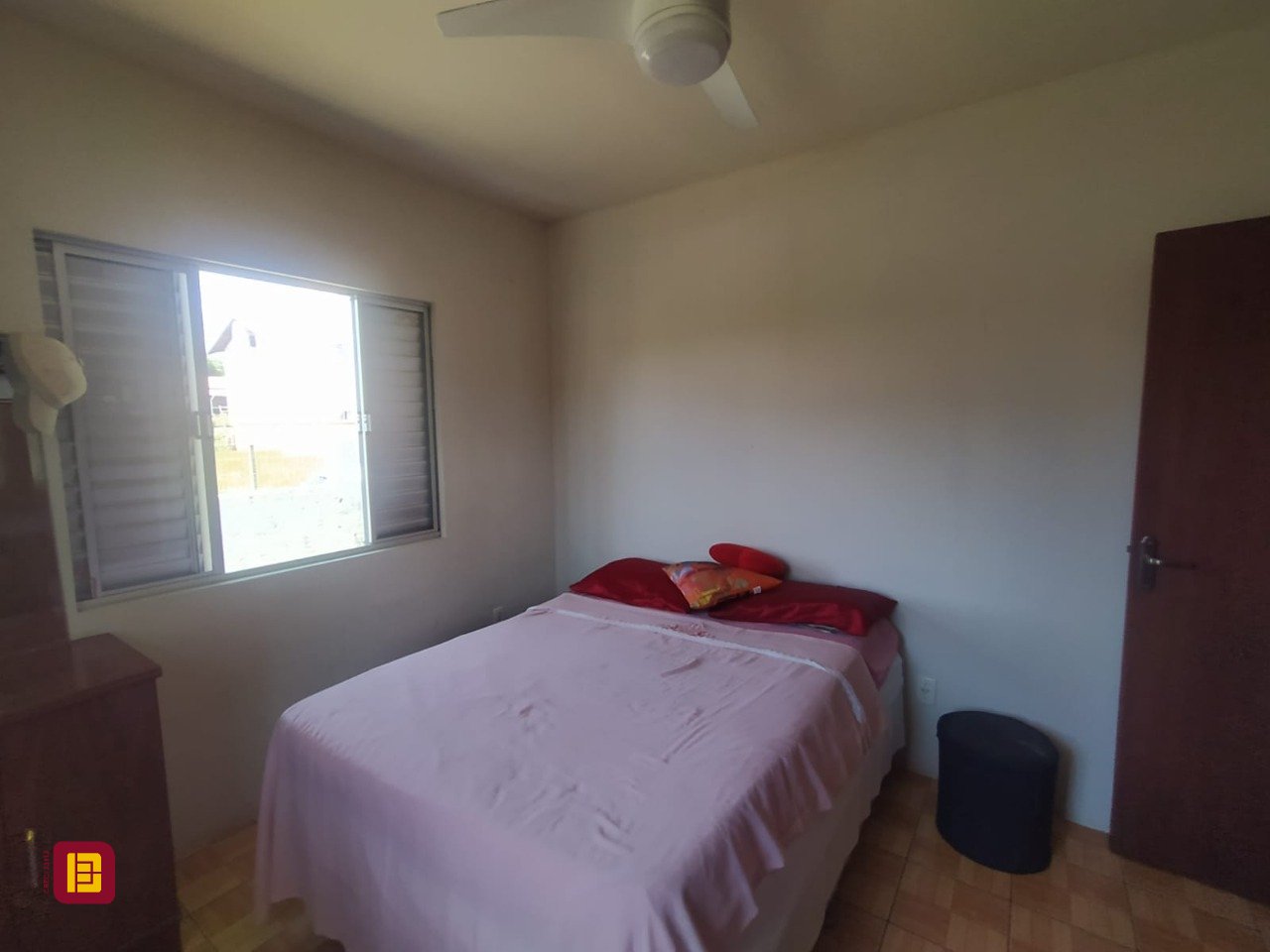 Casa com 117m², 3 quartos, 3 garagens, no bairro Campeche em Florianópolis