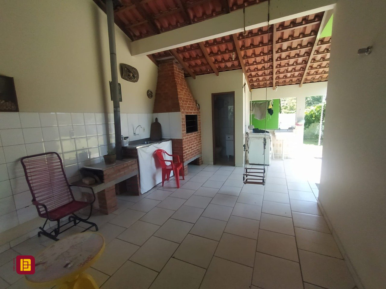 Casa com 117m², 3 quartos, 3 garagens, no bairro Campeche em Florianópolis