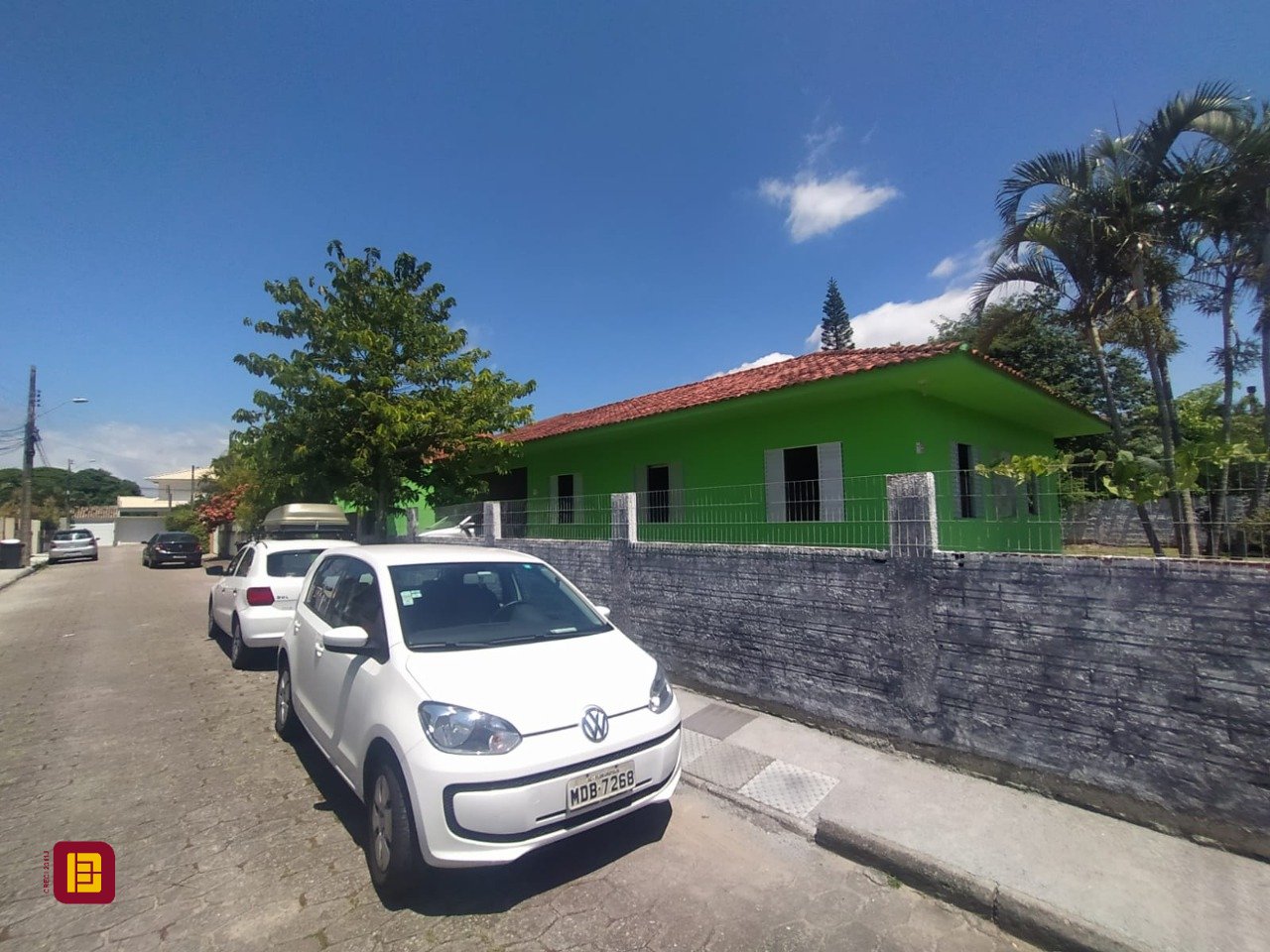 Casa com 117m², 3 quartos, 3 garagens, no bairro Campeche em Florianópolis