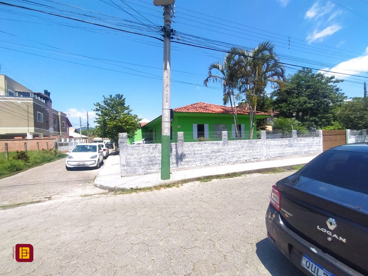 Casa com 117m², 3 quartos, 3 garagens, no bairro Campeche em Florianópolis