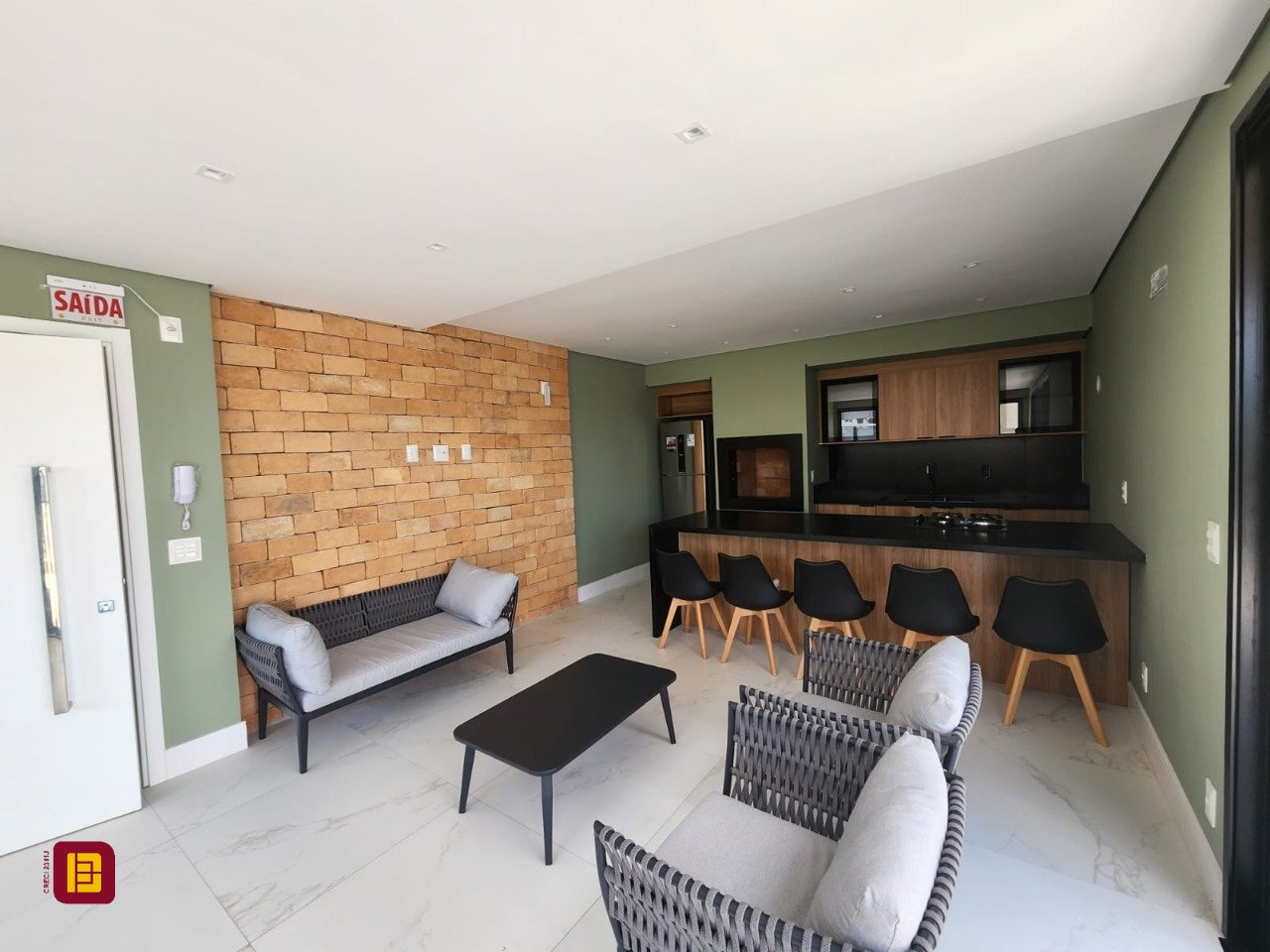 Apartamento com 59m², 3 quartos (sendo 1 suíte), 1 garagem, no bairro Centro em Florianópolis