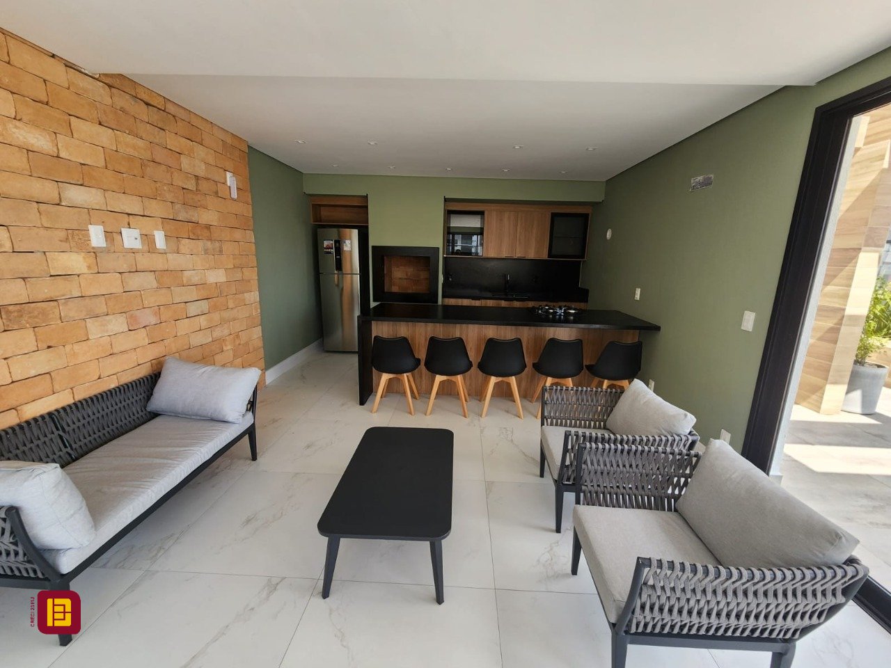 Apartamento com 59m², 3 quartos (sendo 1 suíte), 1 garagem, no bairro Centro em Florianópolis