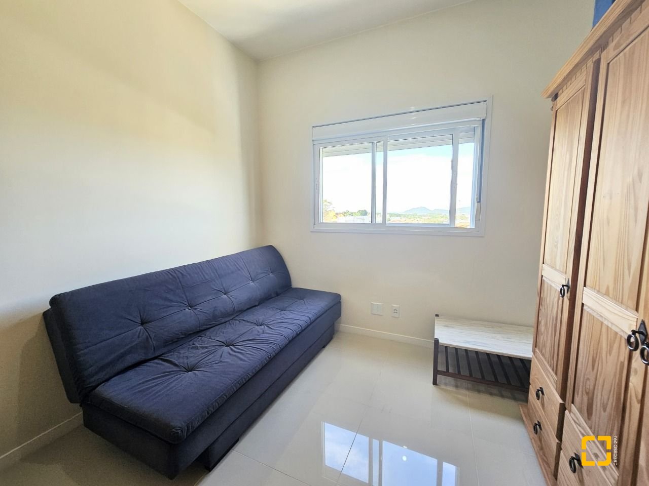 Cobertura com 142m², 3 quartos (sendo 1 suíte), 3 garagens, no bairro Campeche em Florianópolis