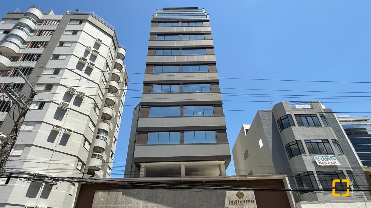 Sala com 48m², 1 garagem, no bairro Centro em Florianópolis