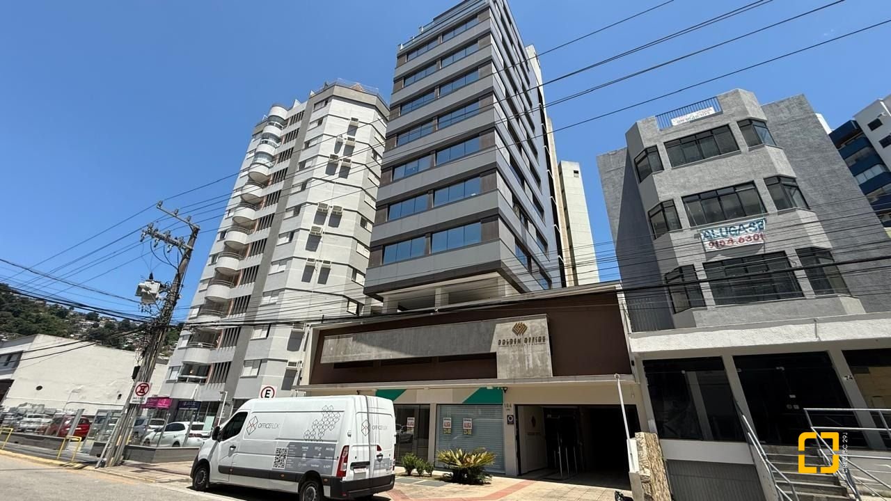 Sala com 48m², 1 garagem, no bairro Centro em Florianópolis