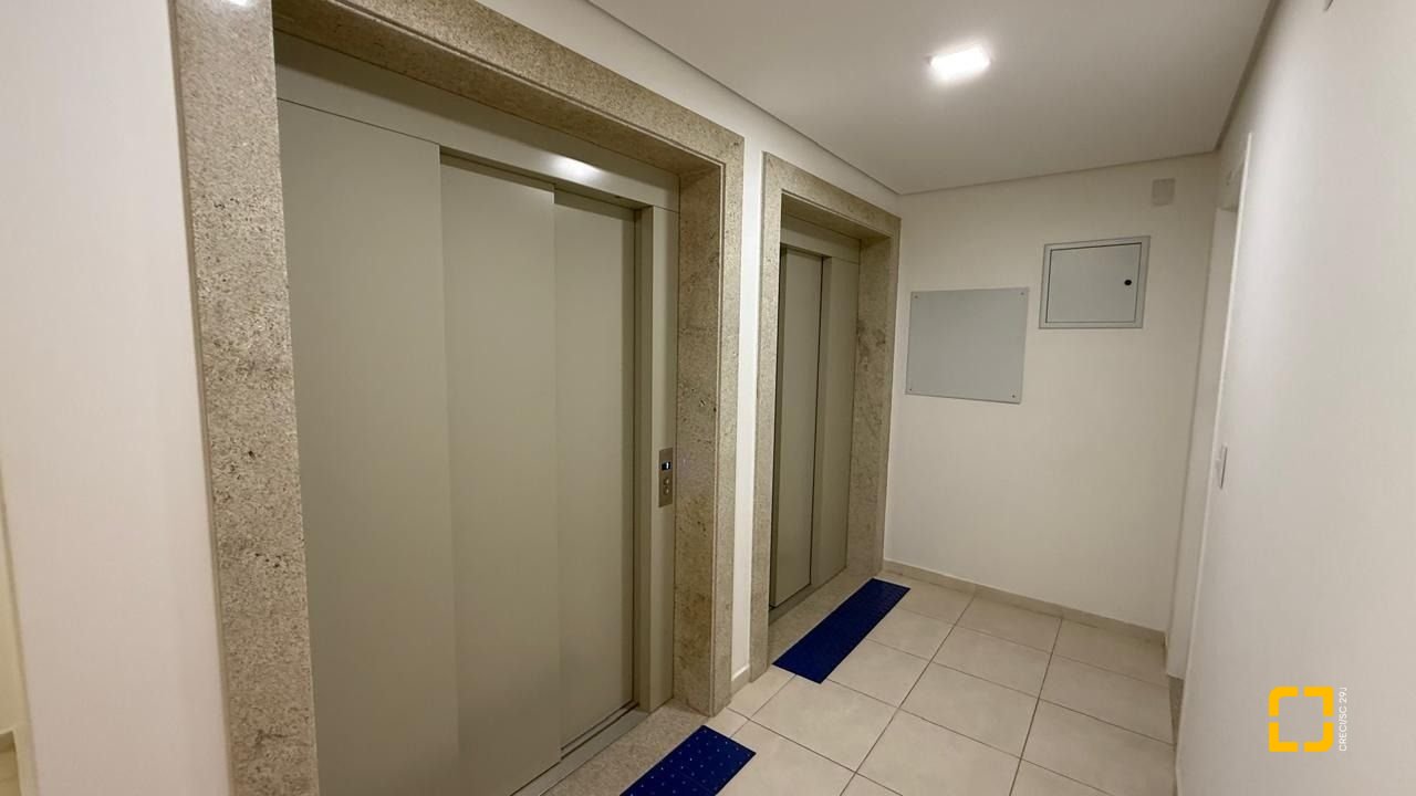 Sala com 48m², 1 garagem, no bairro Centro em Florianópolis