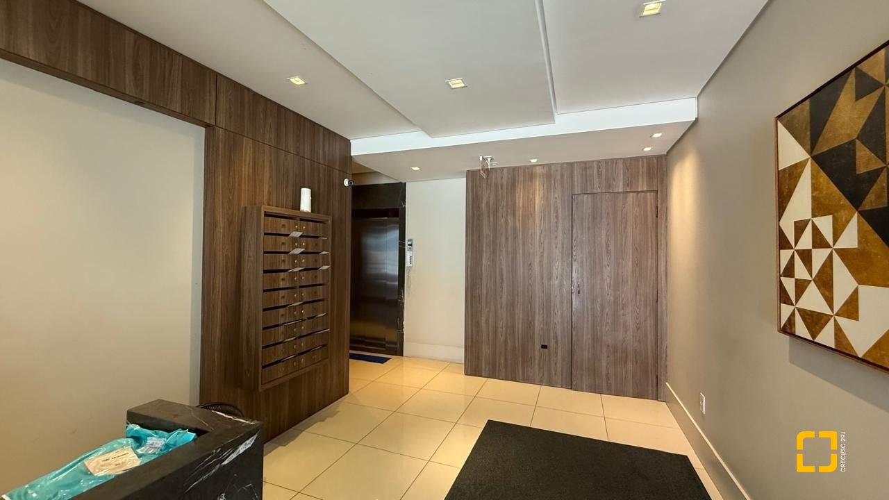 Sala com 48m², 1 garagem, no bairro Centro em Florianópolis