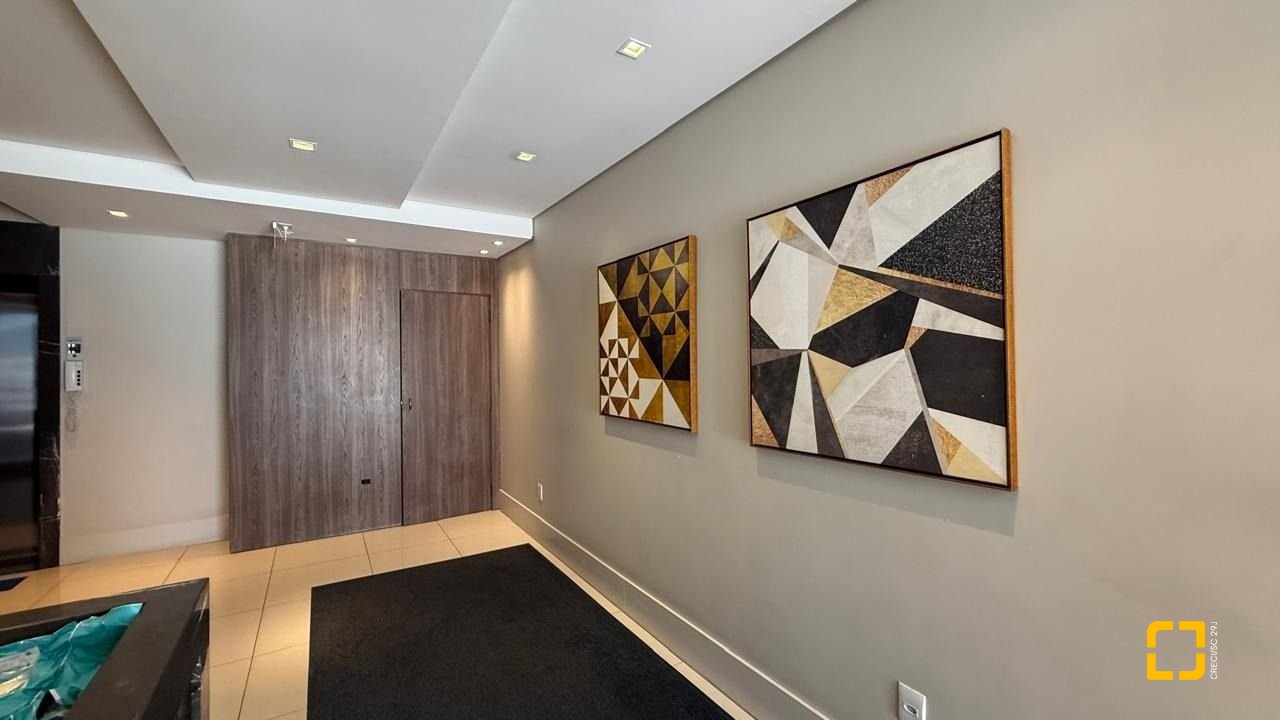 Sala com 48m², 1 garagem, no bairro Centro em Florianópolis