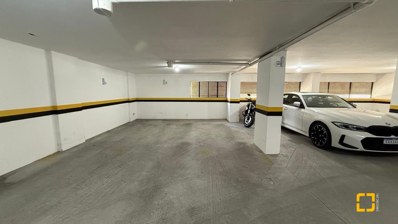 Sala com 48m², 1 garagem, no bairro Centro em Florianópolis