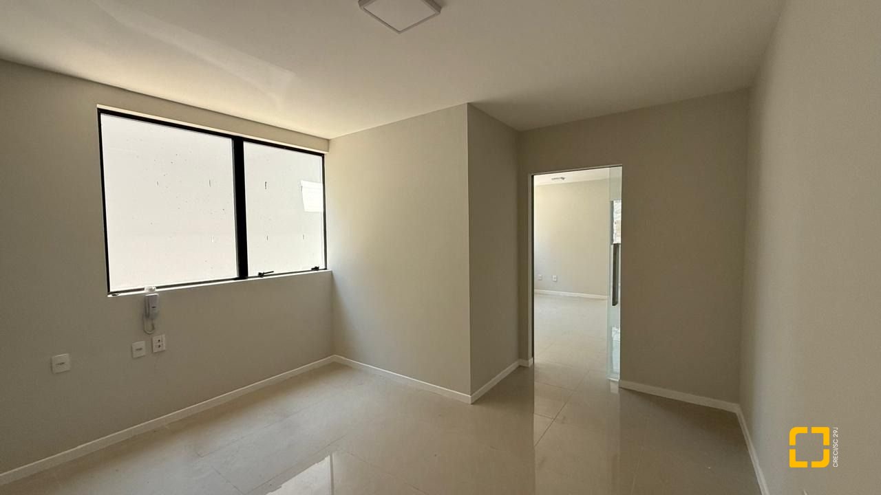 Sala com 48m², 1 garagem, no bairro Centro em Florianópolis