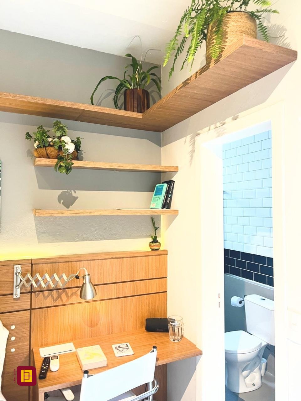Casa com 450m², 8 quartos (sendo 8 suítes), 5 garagens, no bairro Centro em Florianópolis