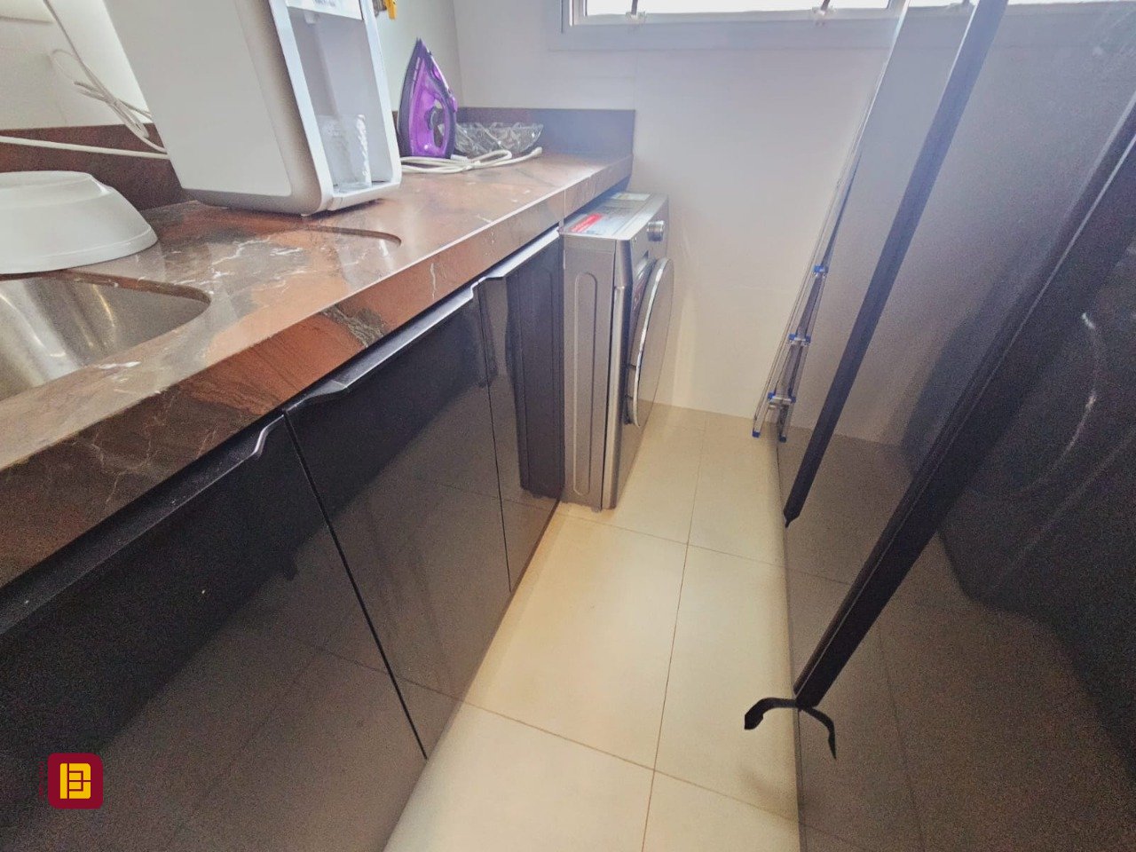 Cobertura com 191m², 4 quartos (sendo 2 suítes), 2 garagens, no bairro Campeche em Florianópolis