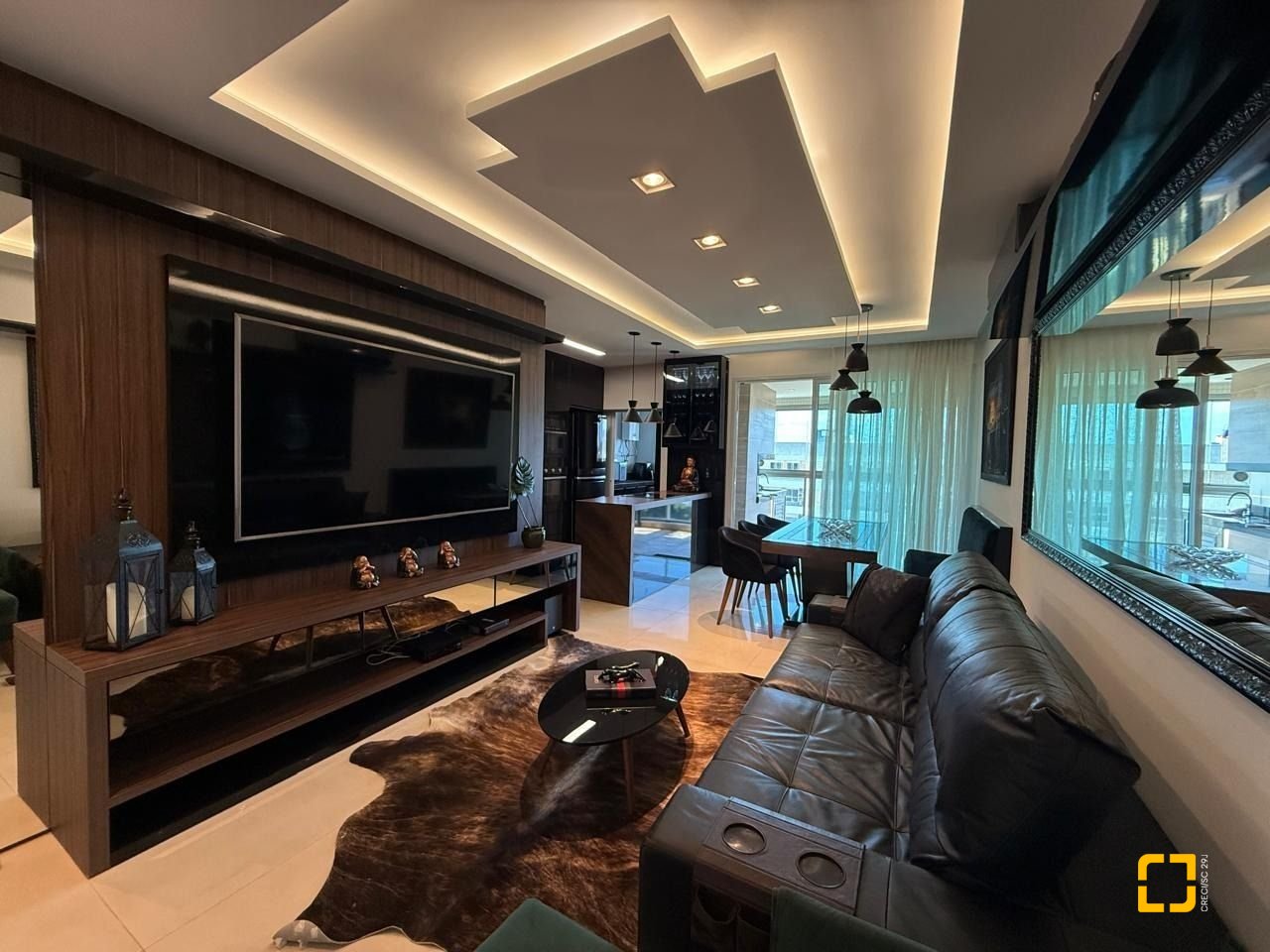 Cobertura com 191m², 4 quartos (sendo 2 suítes), 2 garagens, no bairro Campeche em Florianópolis