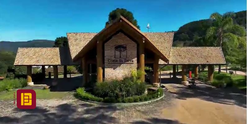 Terreno com 1164m², no bairro Invernadinha em Rancho Queimado