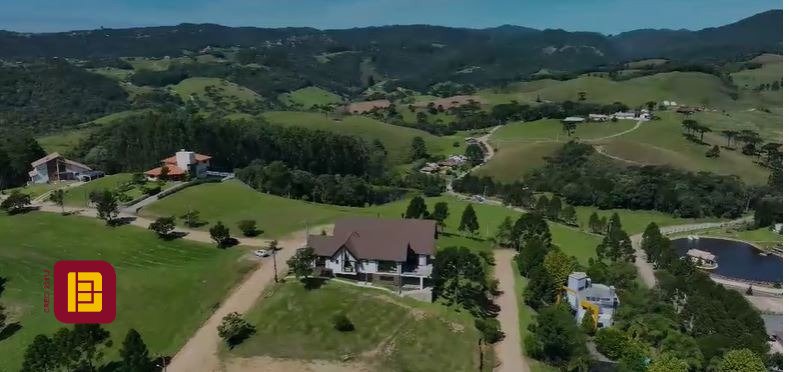 Terreno com 1164m², no bairro Invernadinha em Rancho Queimado