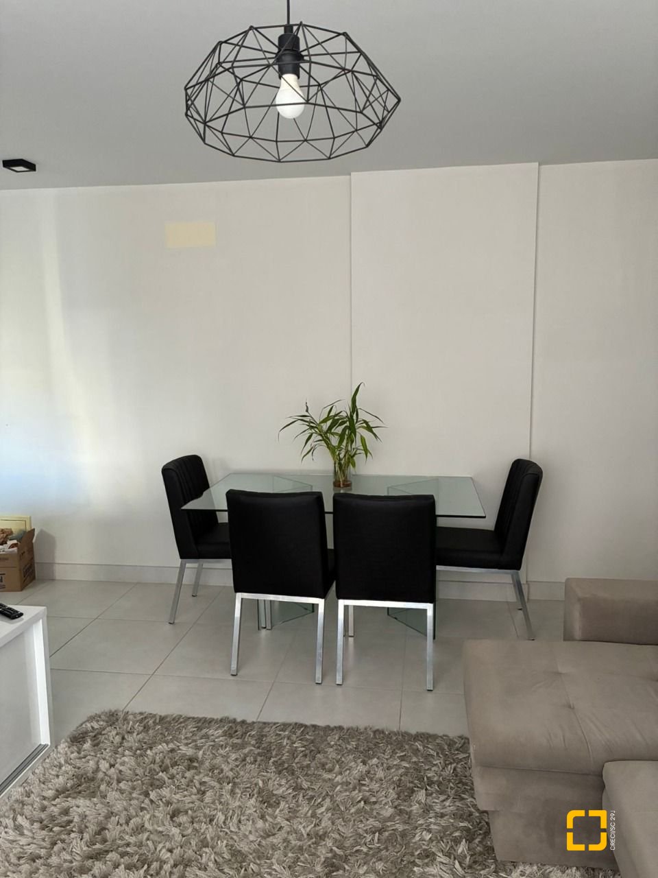 Apartamento com 67m², 3 quartos (sendo 1 suíte), 1 garagem, no bairro Centro em Florianópolis