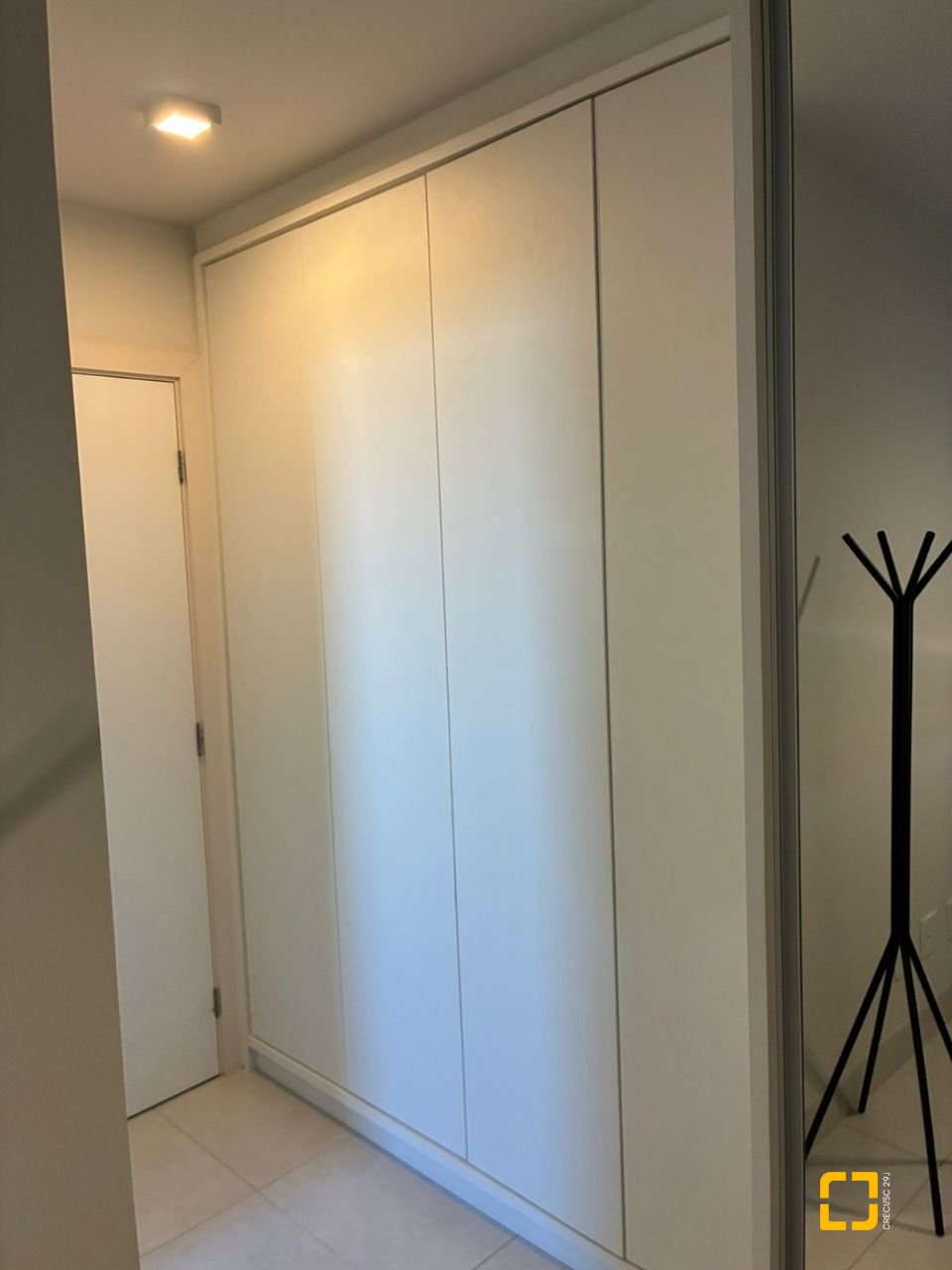 Apartamento com 67m², 3 quartos (sendo 1 suíte), 1 garagem, no bairro Centro em Florianópolis