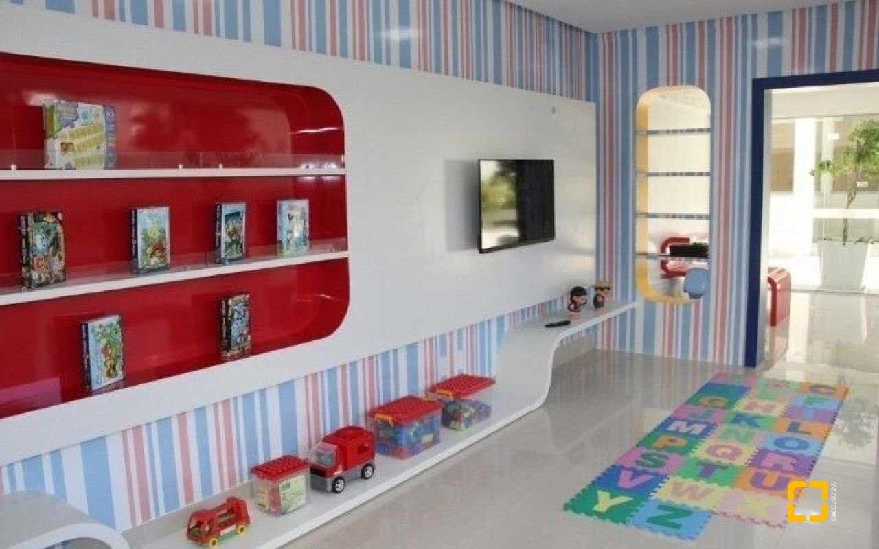 Apartamento com 67m², 3 quartos (sendo 1 suíte), 1 garagem, no bairro Centro em Florianópolis