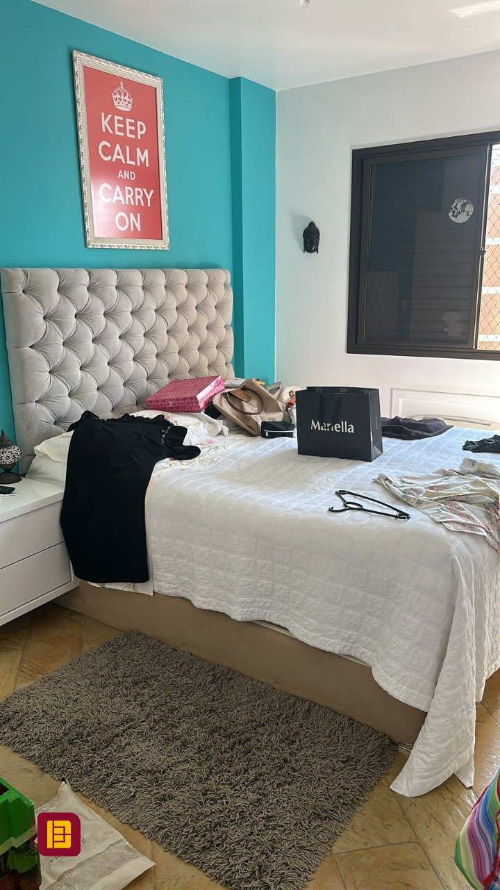 Apartamento com 170m², 5 quartos (sendo 2 suítes), 3 garagens, no bairro Centro em Florianópolis